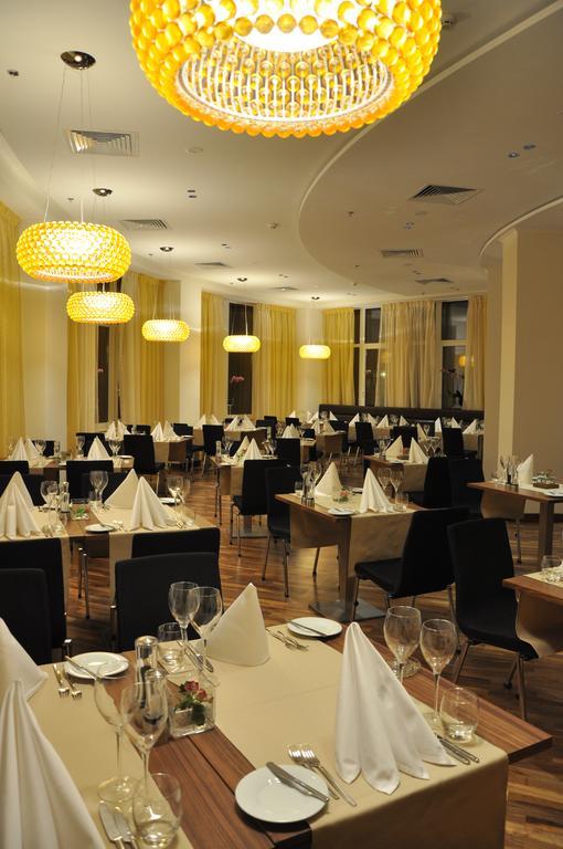 Khortitsa Palace Hotel Zaporizhia Extérieur photo