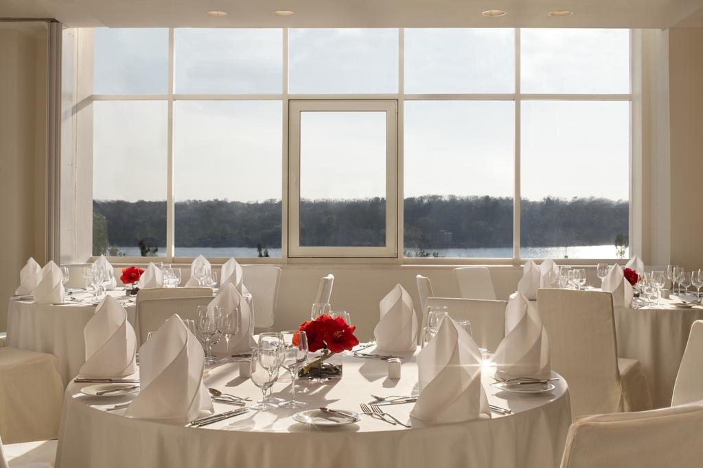 Khortitsa Palace Hotel Zaporizhia Extérieur photo