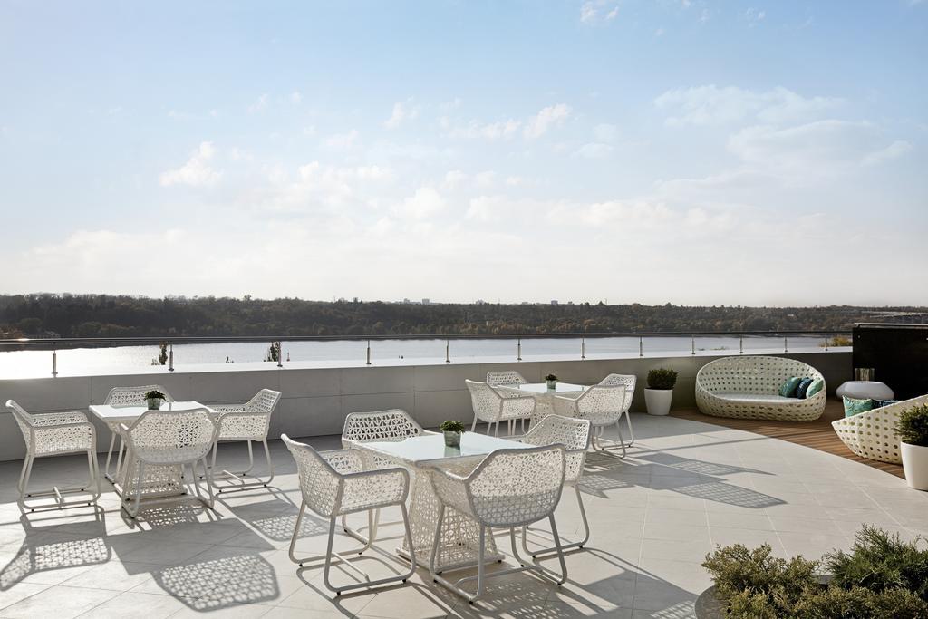 Khortitsa Palace Hotel Zaporizhia Extérieur photo