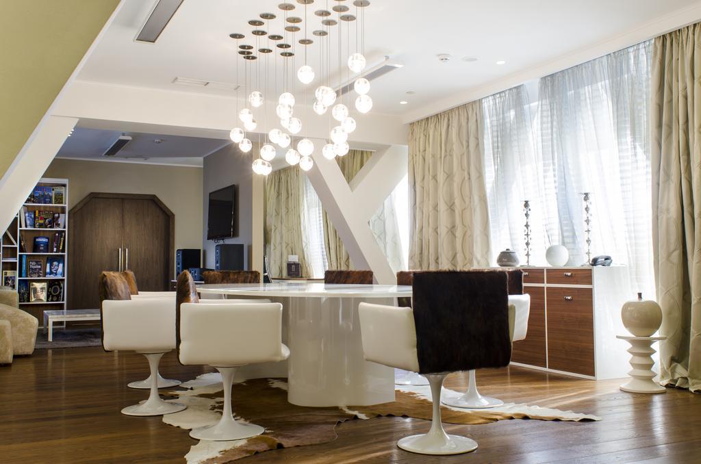 Khortitsa Palace Hotel Zaporizhia Extérieur photo